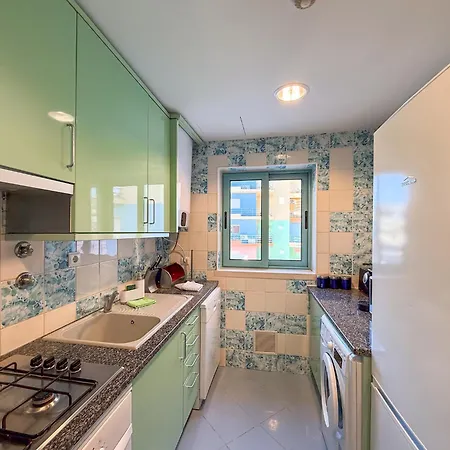 Luxury 2 Bedroom Apartment, Marina De Albufeira5 아파트 알부페이라