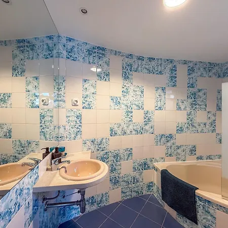 아파트 Luxury 2 Bedroom Apartment, Marina De Albufeira5 알부페이라